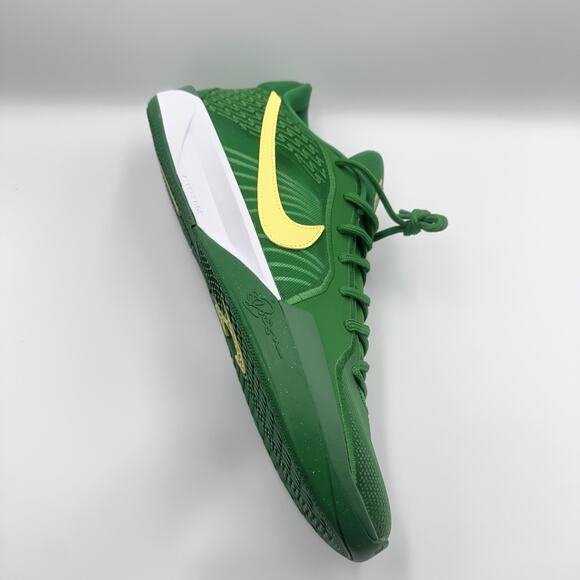 Womens 12.5/Mens 11 Nike Sabrina 2 Oregon Basketball Shoes Green HQ4344-300 main image 4